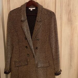 ✨Chico’s Tweed Blazer – Size 2 – Black & Gold Elegance $35